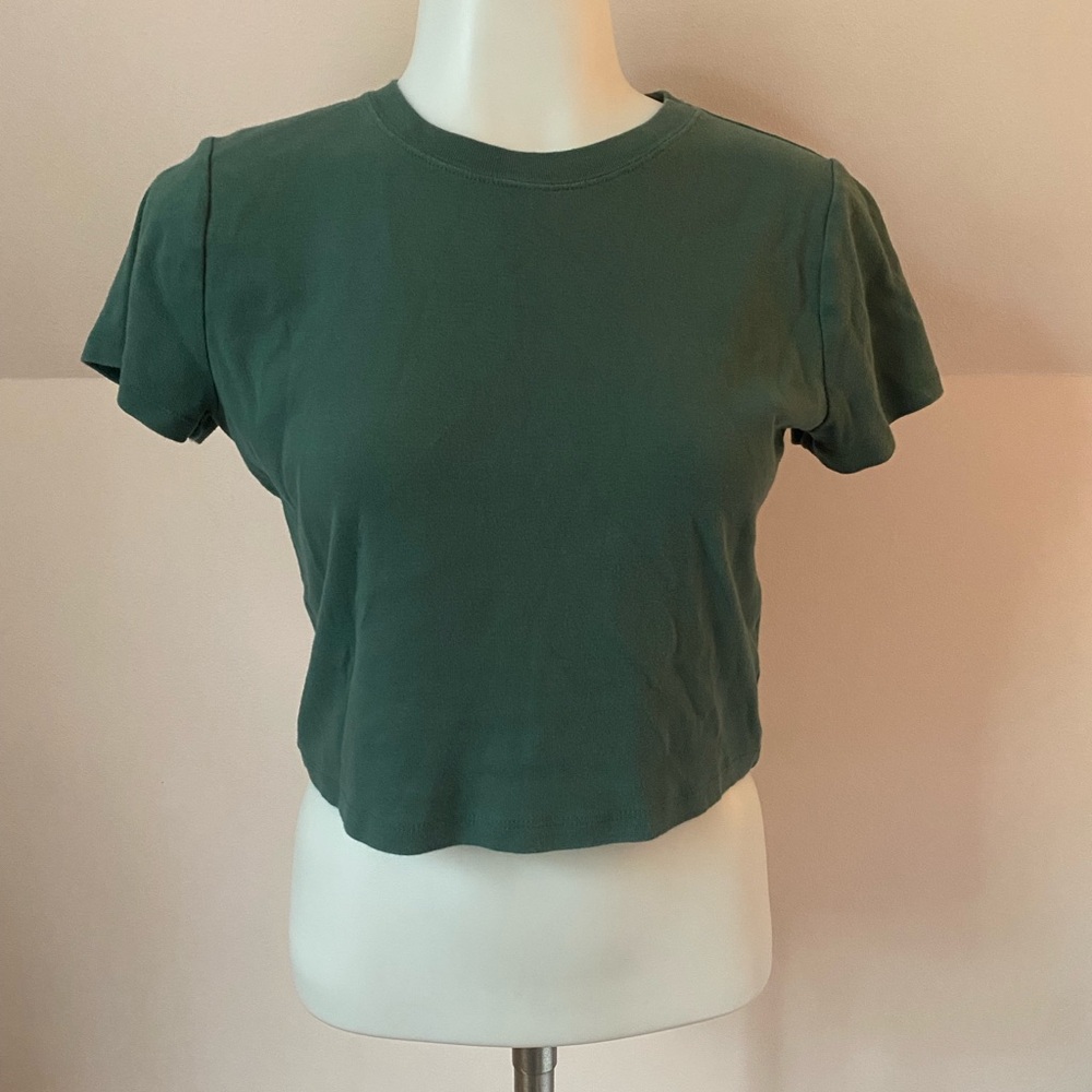 Hollister Green Fitted Crop T-Shirt Short Sleeve